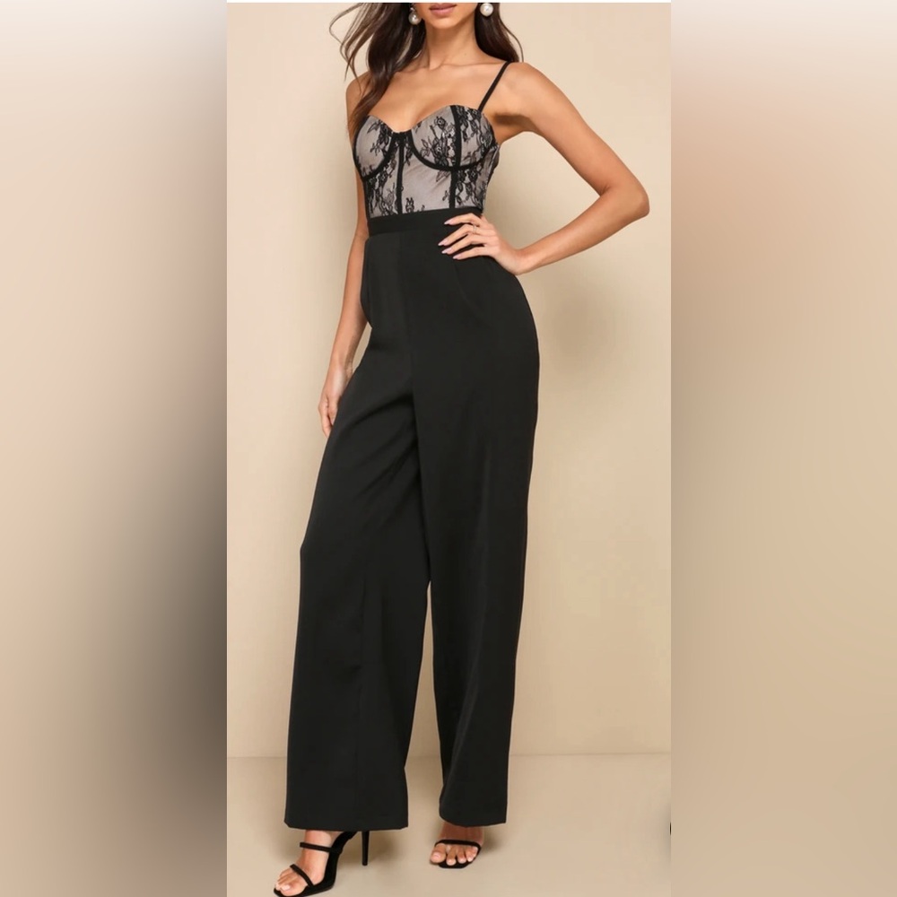 Lulu’s Black and Beige Lace Bustier Wide-Leg Jumpsuit Size S